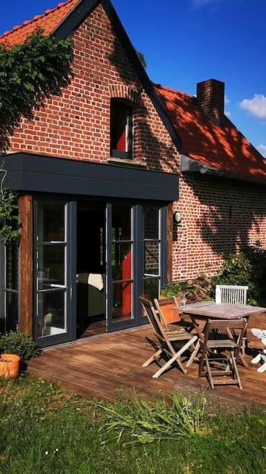 Ferme De Caractere Avec Piscine Et Cheminee Sainghin-en-Mélantois Exterior foto